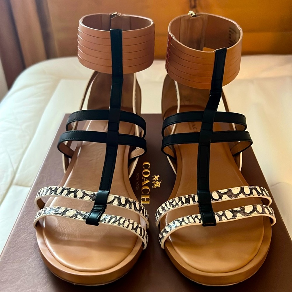 Authentic COACH Nillie Leather Gladiator Sandals